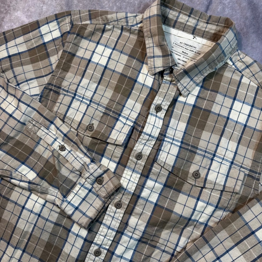 REI Co-op Mens Medium Plaid Flannel Button Down Shirt Brown Blue Cotton A100-419